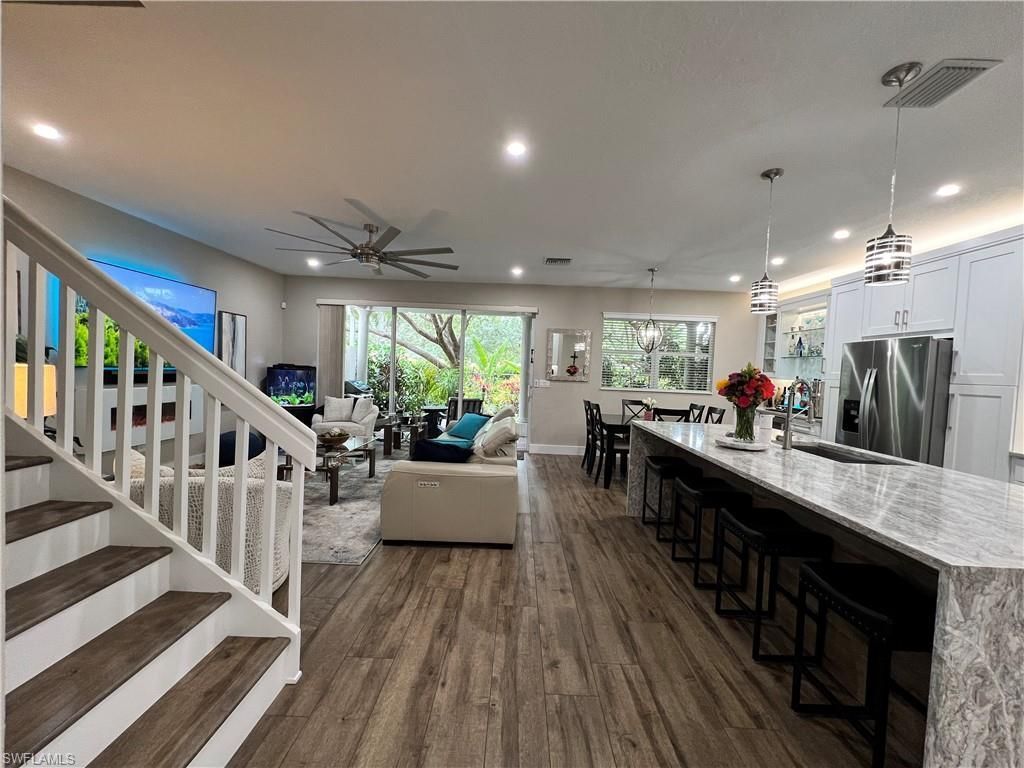 7009 Romana Way , Unit 1602, Naples, FL 34119 Photo
