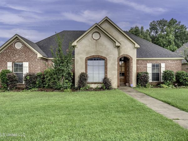 117 Stillhouse Creek Drive, Madison, MS 39110