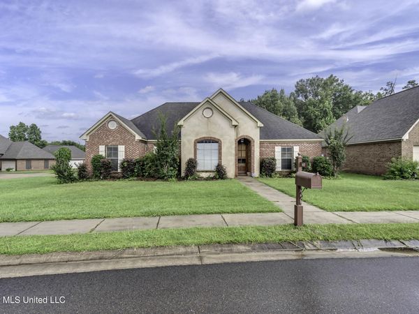 117 Stillhouse Creek Drive, Madison, MS 39110