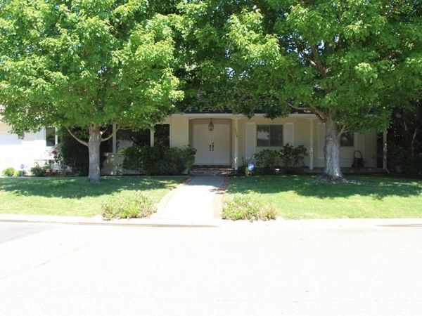 1936 Wingfield Way, Carmichael, CA 95608
