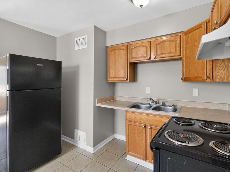 2663 Azelda Street , Columbus, OH 43211 Photo 13