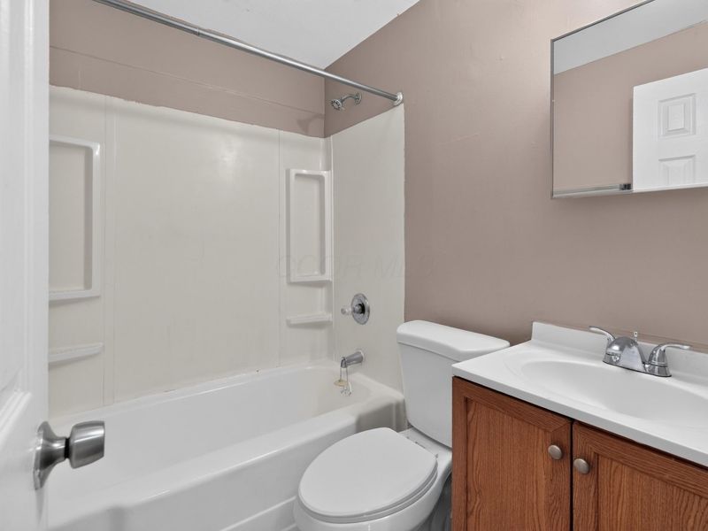 2663 Azelda Street , Columbus, OH 43211 Photo 28