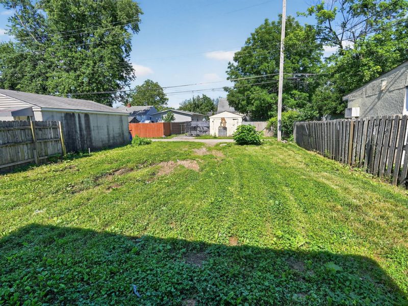 2663 Azelda Street , Columbus, OH 43211 Photo 30
