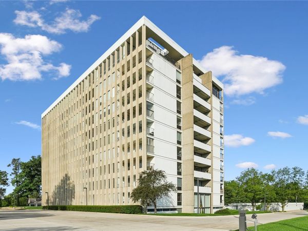 2222 1st Avenue NE, Unit 503, Cedar Rapids, IA 52402
