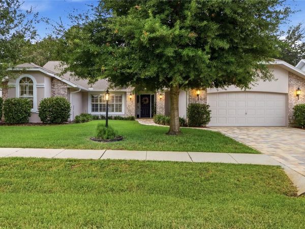 6129 N WHISPERING OAK LOOP , BEVERLY HILLS, FL 34465