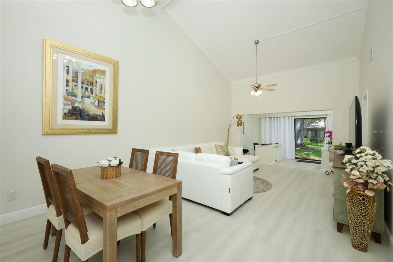 455 Meadowood Boulevard, Unit 455, Fern Park, FL 32730 Photo