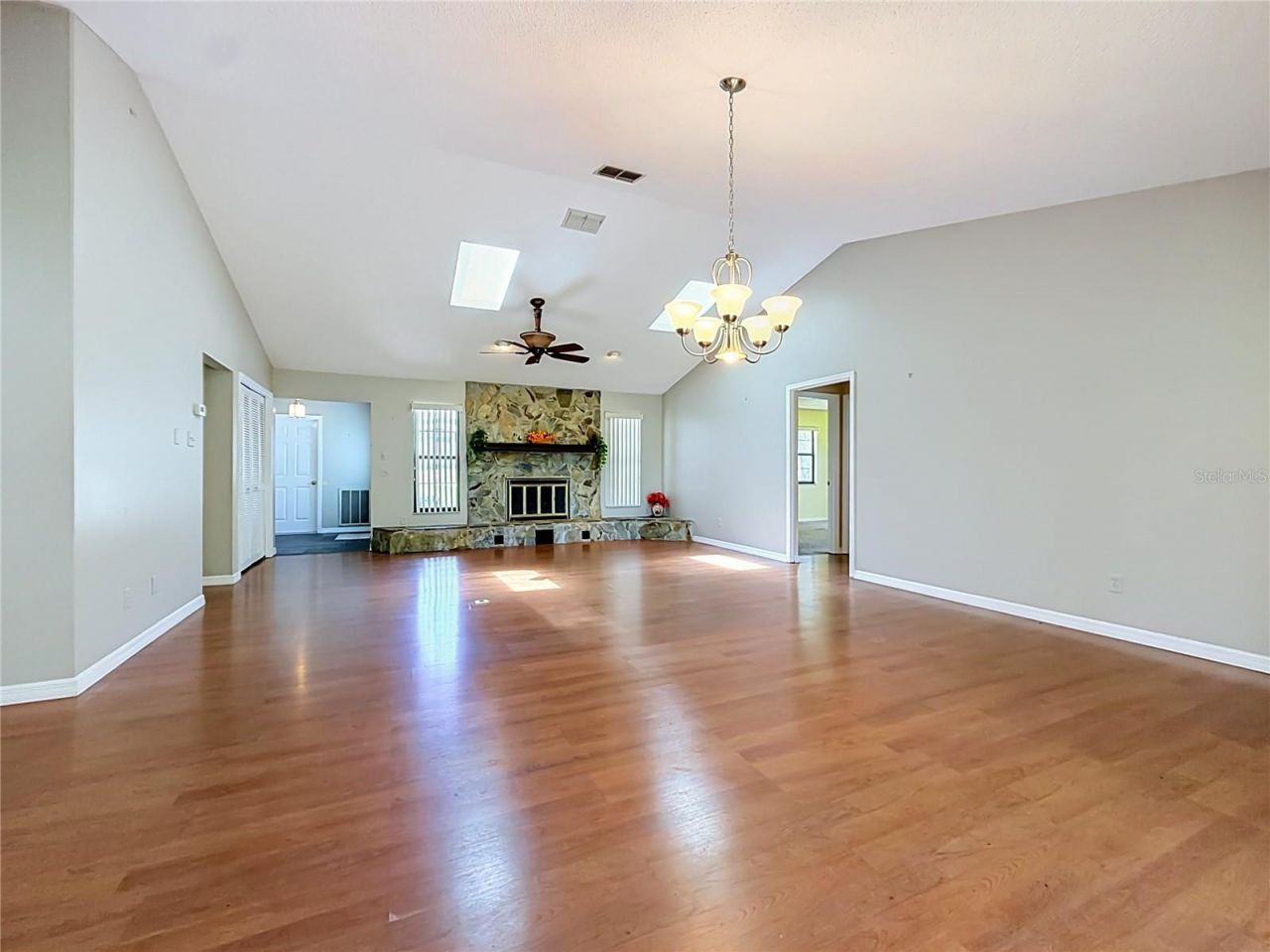 8831 E Sandpiper Drive, Inverness, FL 34450 Photo