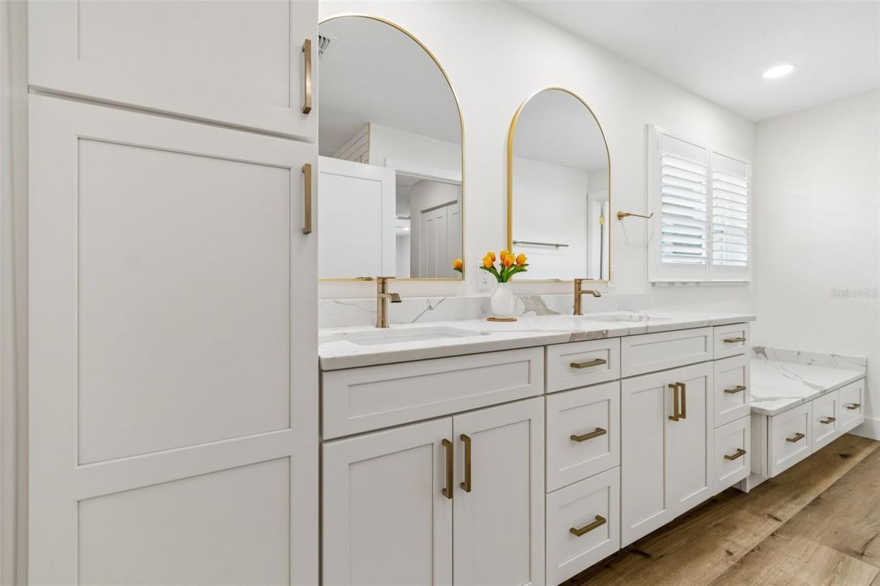 3941 E Eden Roc Circle, Tampa, FL 33634 Photo