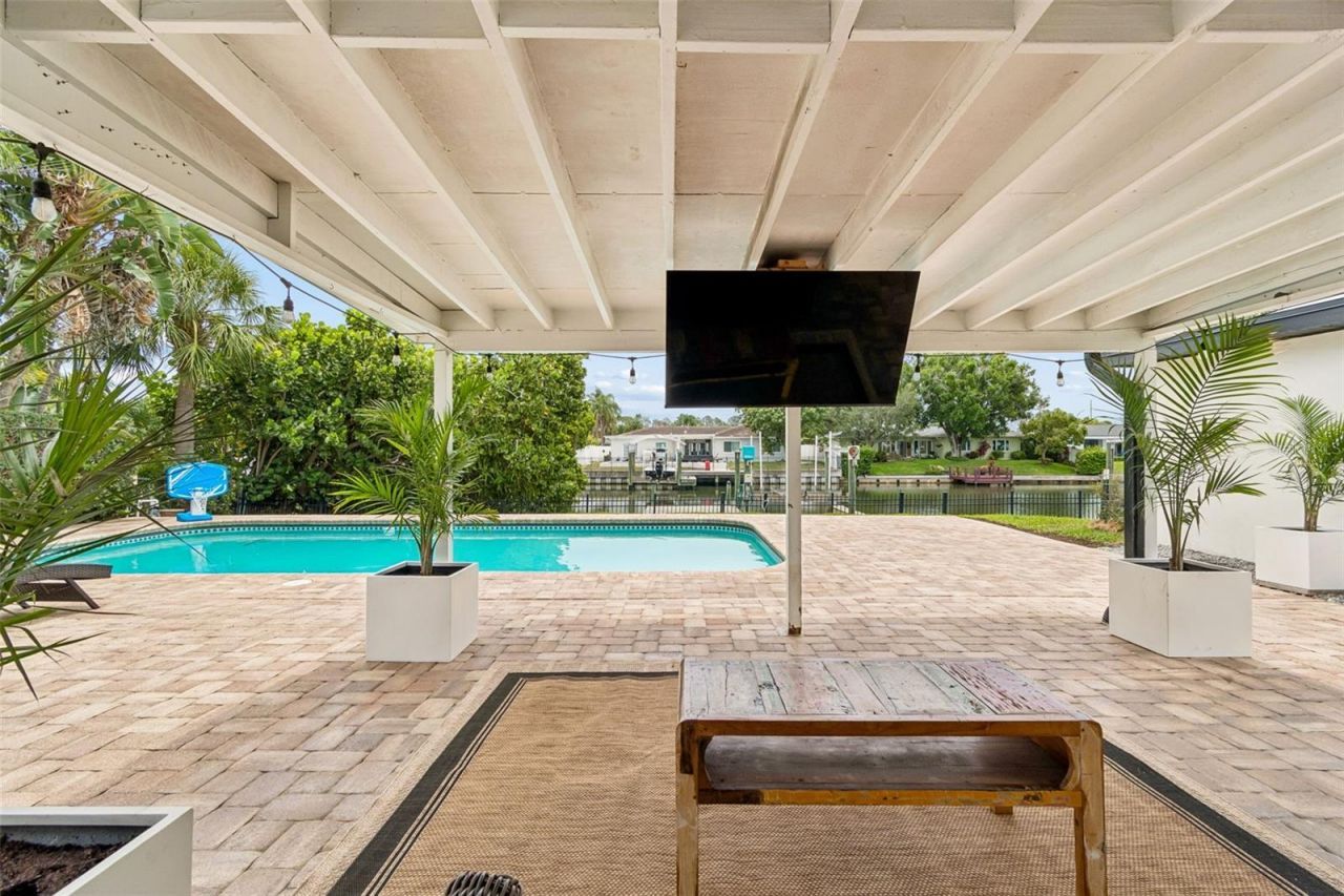 3941 E Eden Roc Circle, Tampa, FL 33634 Photo