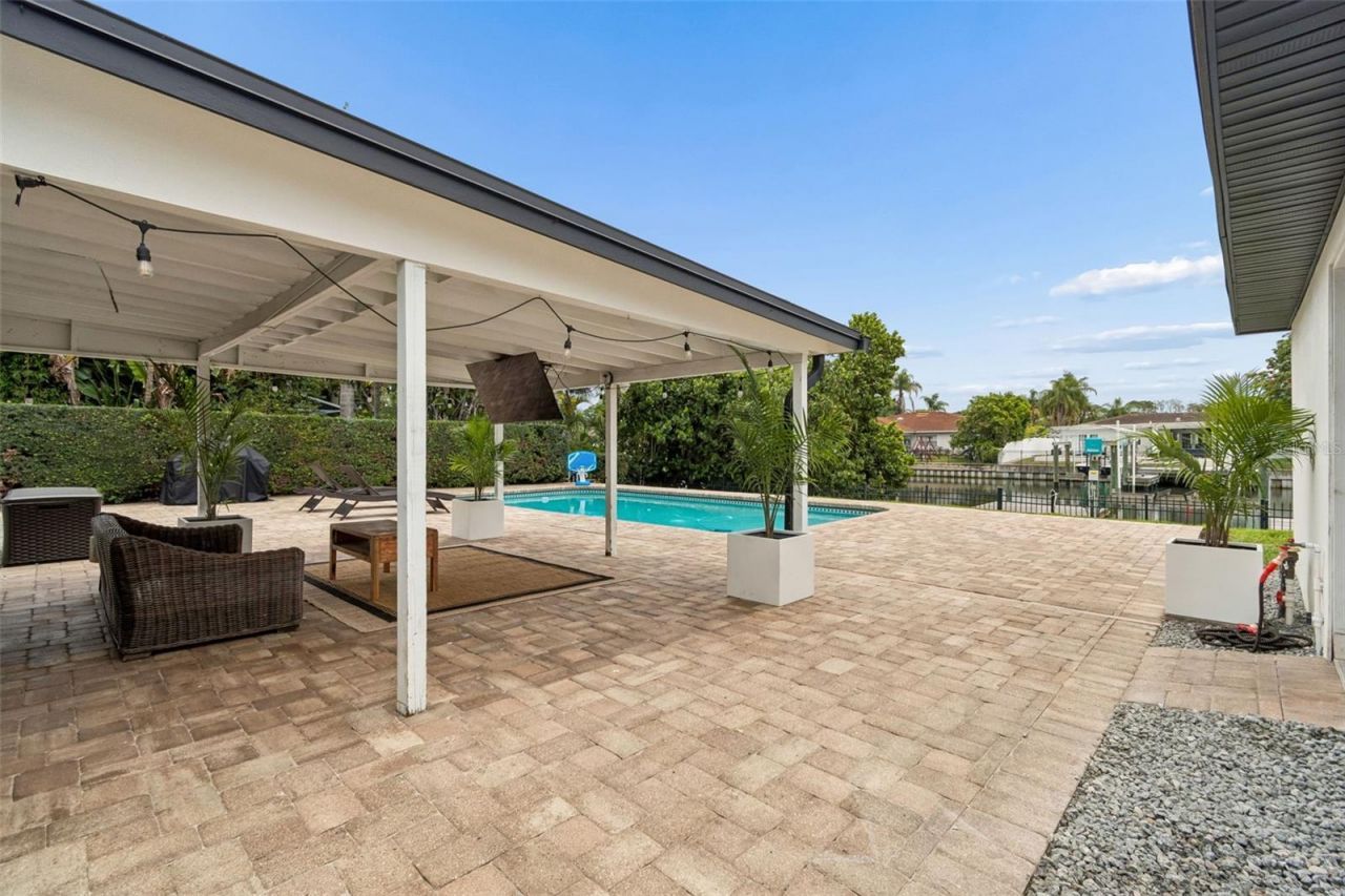 3941 E Eden Roc Circle, Tampa, FL 33634 Photo