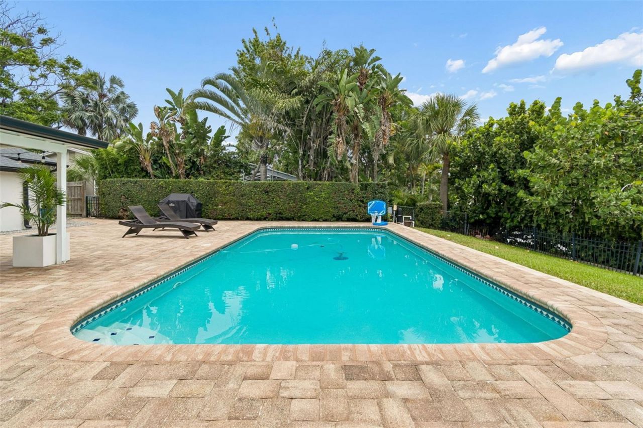 3941 E Eden Roc Circle, Tampa, FL 33634 Photo
