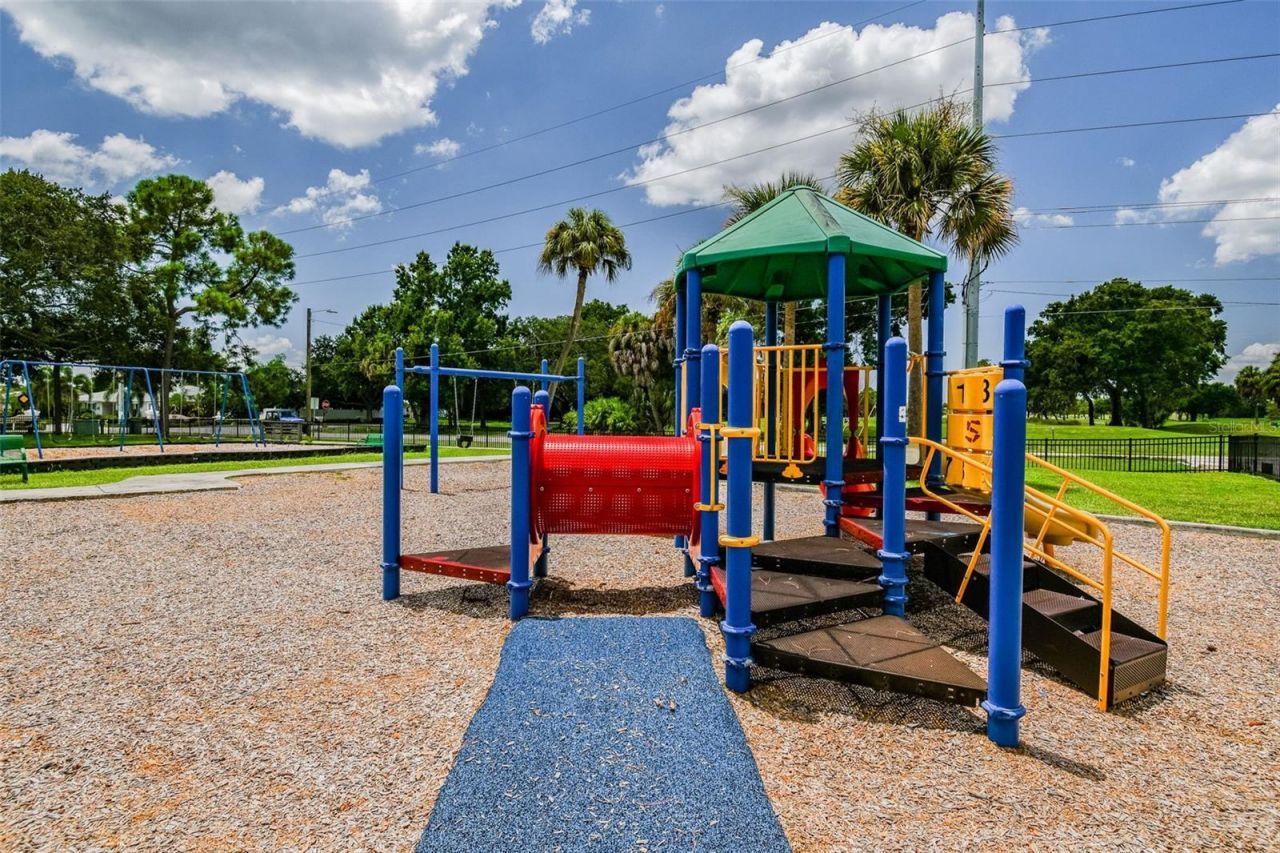 3941 E Eden Roc Circle, Tampa, FL 33634 Photo