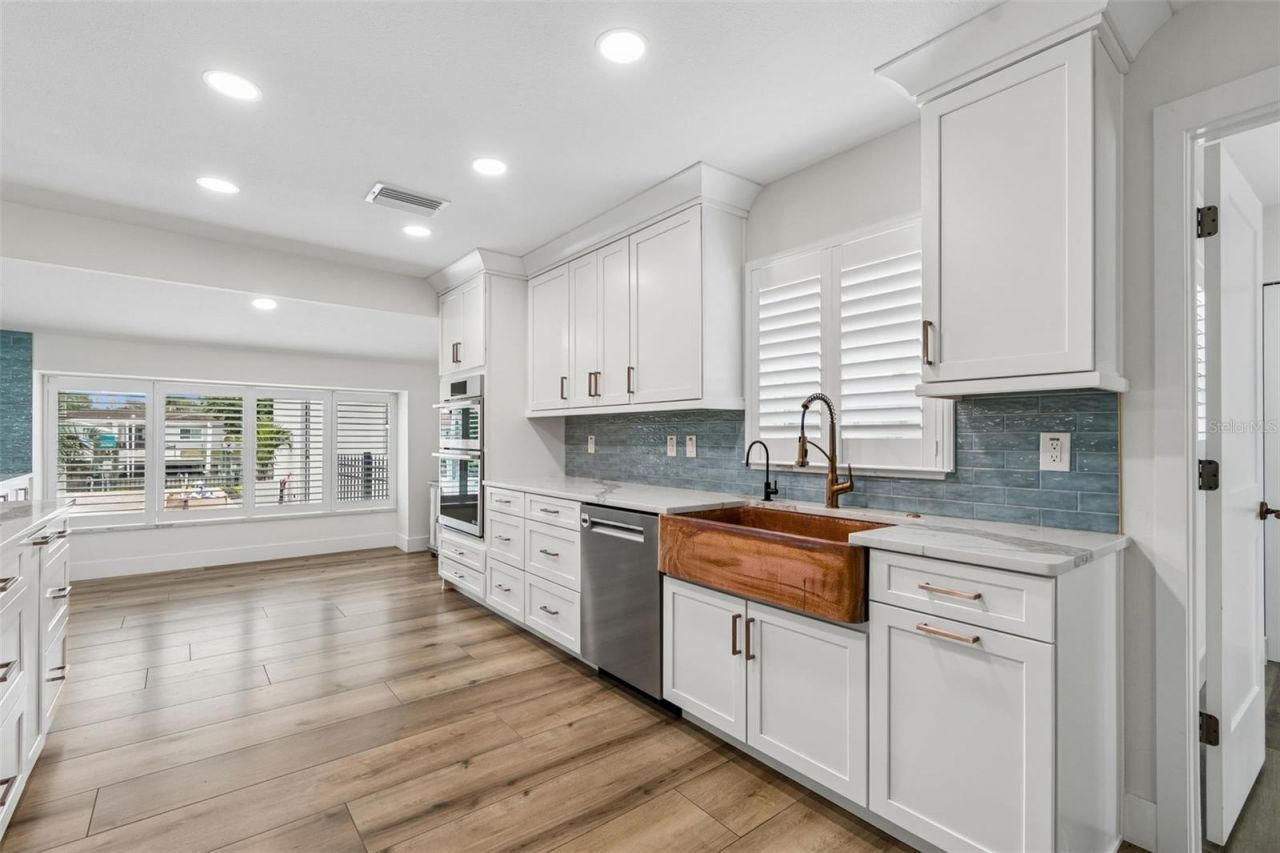 3941 E Eden Roc Circle, Tampa, FL 33634 Photo
