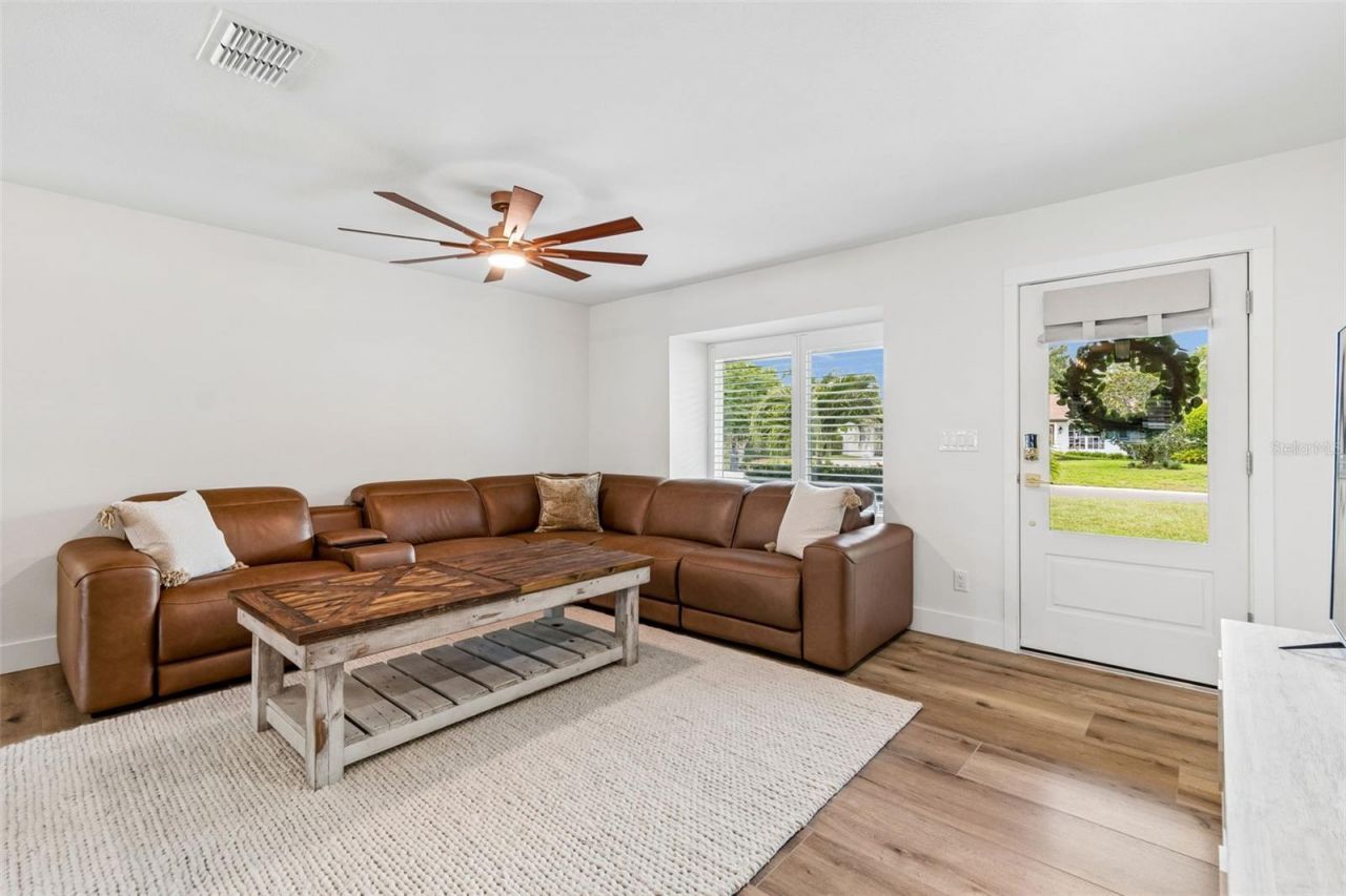 3941 E Eden Roc Circle, Tampa, FL 33634 Photo