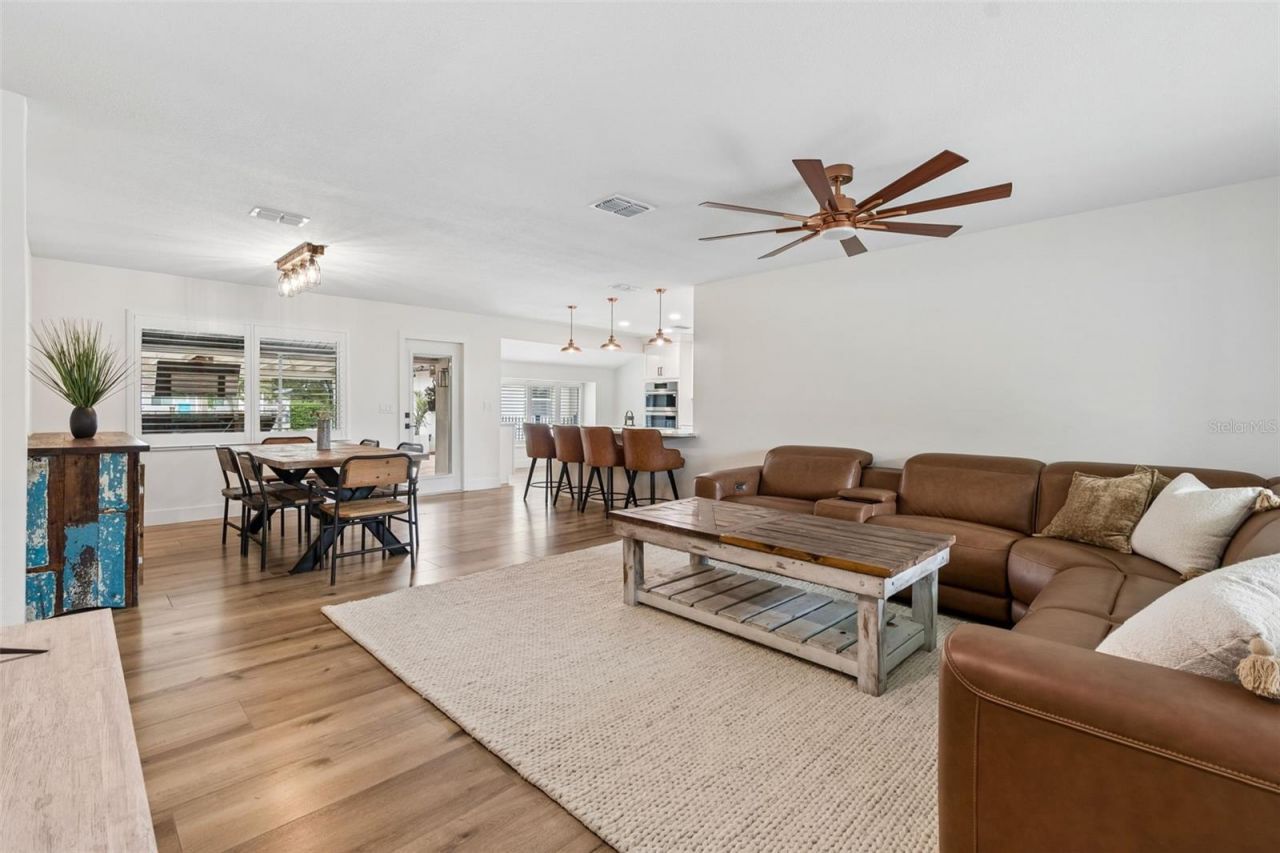 3941 E Eden Roc Circle, Tampa, FL 33634 Photo
