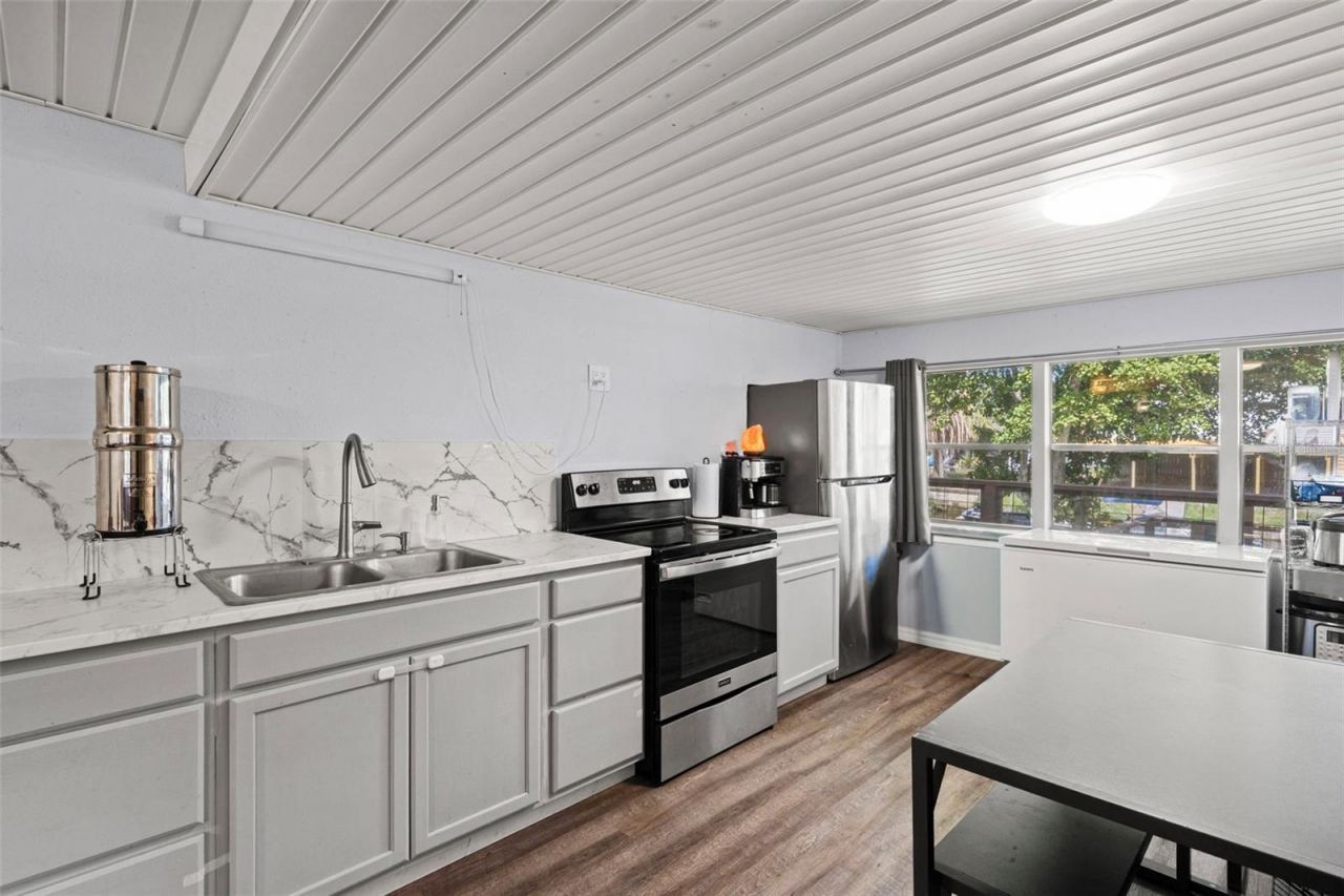 6380 Richard Drive , Weeki Wachee, FL 34607 Photo