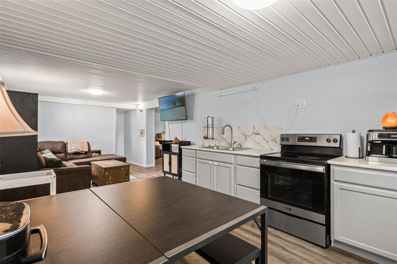 6380 Richard Drive , Weeki Wachee, FL 34607 Photo
