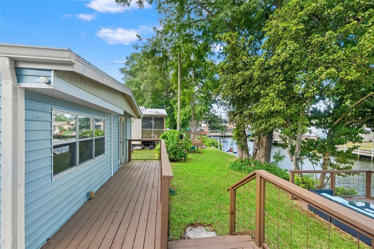 6380 Richard Drive , Weeki Wachee, FL 34607 Photo