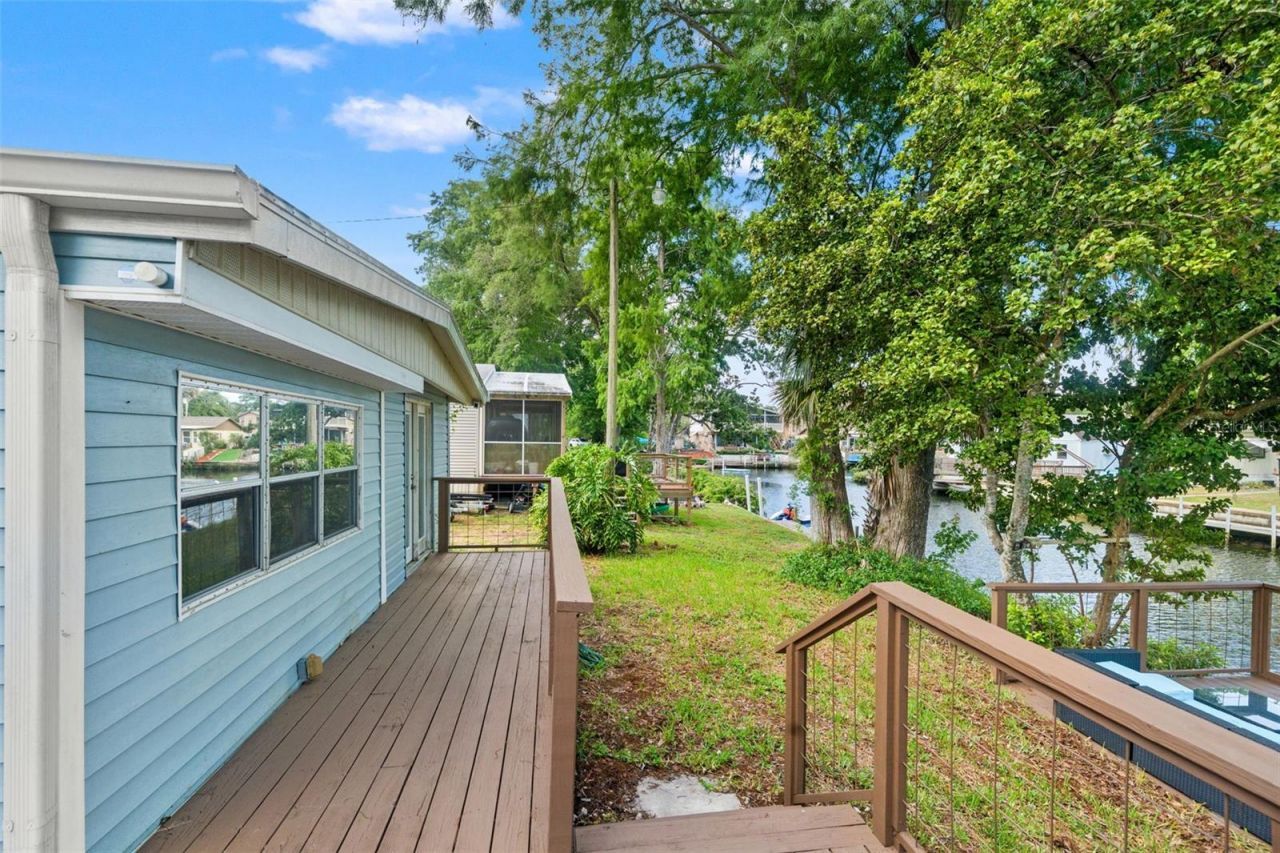 6380 Richard Drive , Weeki Wachee, FL 34607 Photo