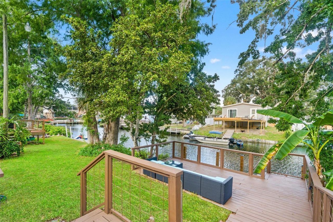 6380 Richard Drive , Weeki Wachee, FL 34607 Photo