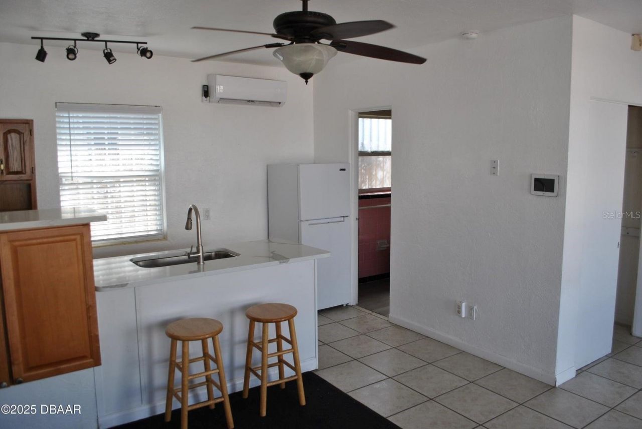 468 Ridgewood Avenue , Daytona Beach, FL 32117 Photo