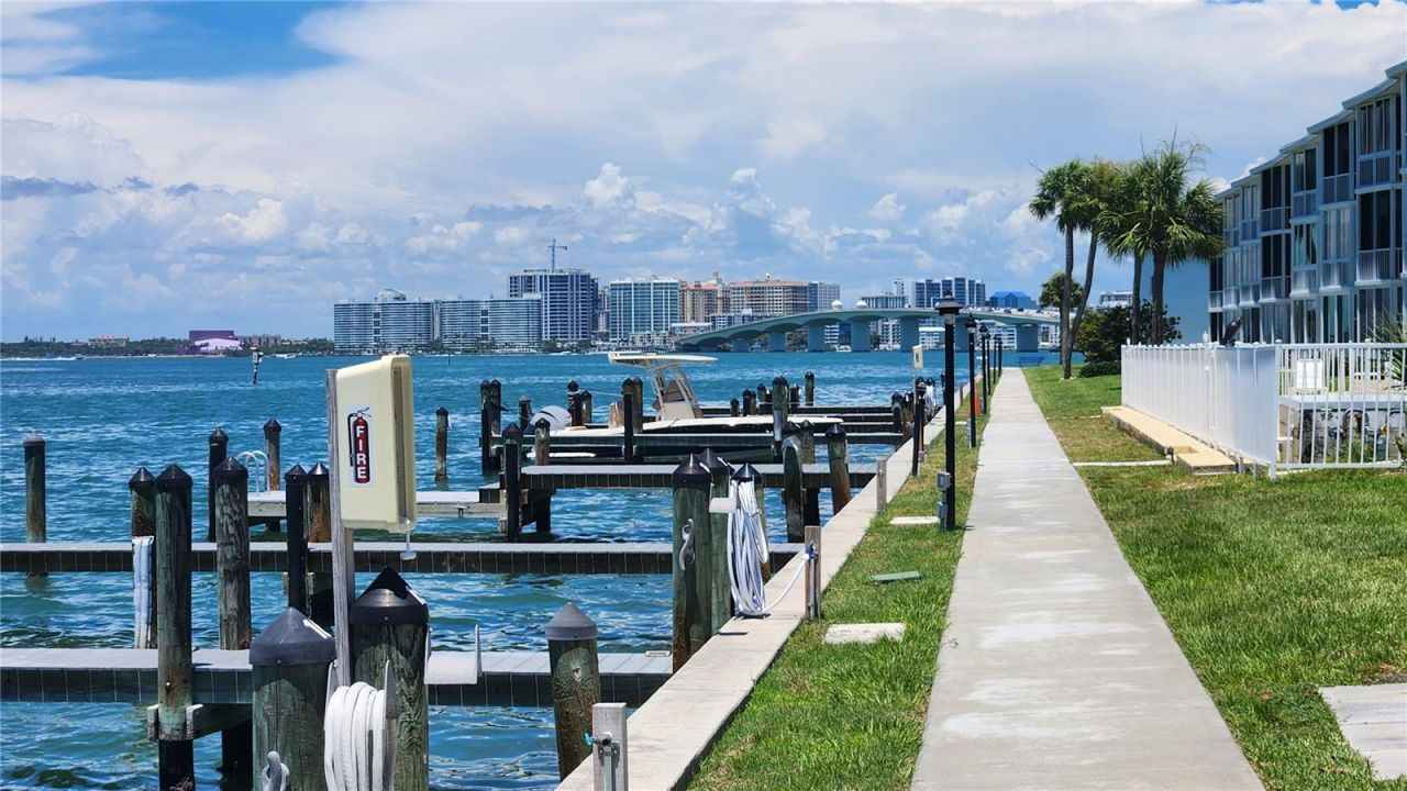 777 John Ringling Boulevard, Unit 24, Sarasota, FL 34236 Photo