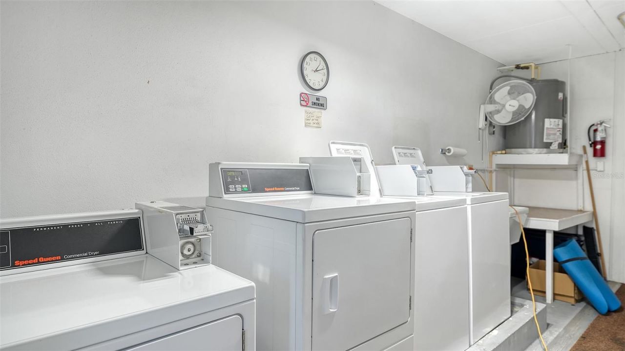 777 John Ringling Boulevard, Unit 24, Sarasota, FL 34236 Photo