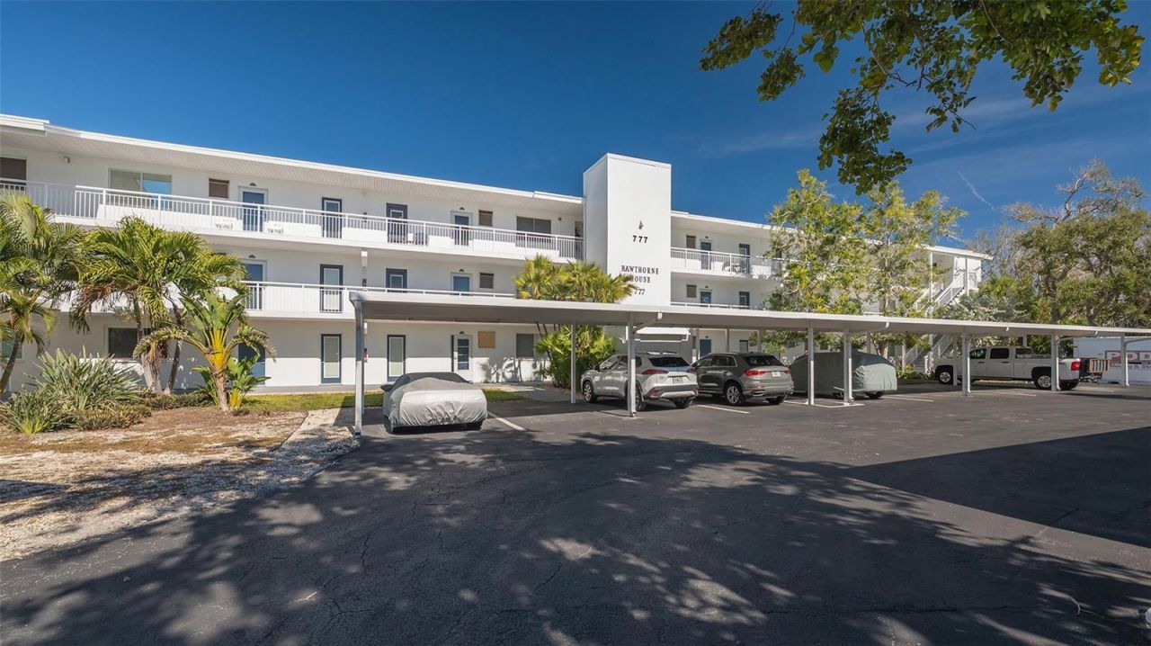777 John Ringling Boulevard, Unit 24, Sarasota, FL 34236 Photo