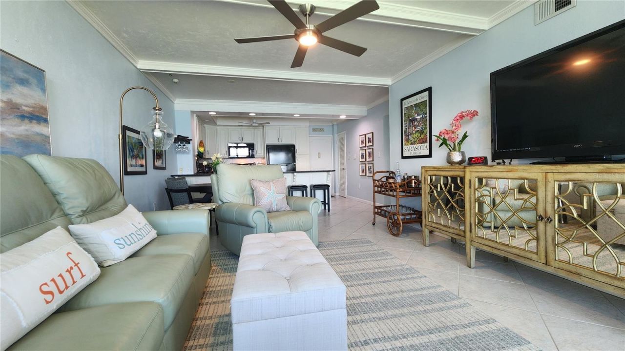 777 John Ringling Boulevard, Unit 24, Sarasota, FL 34236 Photo