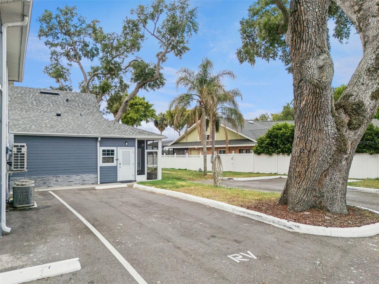 1023 Mellathon Circle, Leesburg, FL 34748 Photo