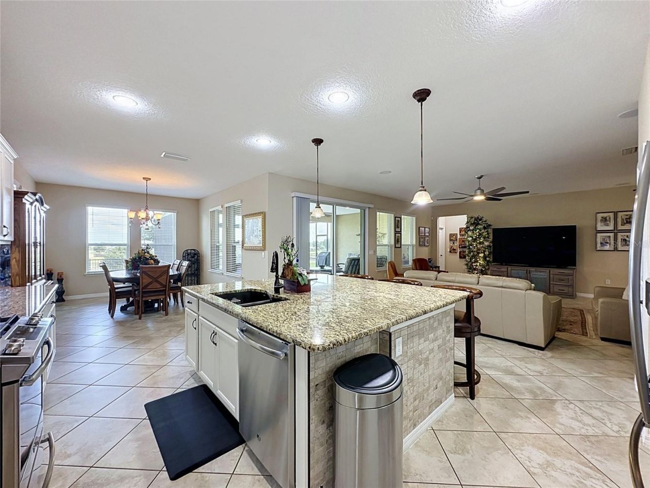 164 Silver Maple Road , Groveland, FL 34736 Photo