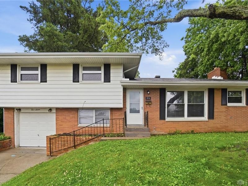 316 E Doris Drive, Fairborn, OH 45324 Photo 3
