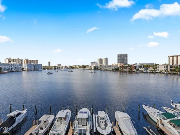126 Golden Isles Dr , Unit 62A, Hallandale Beach, FL 33009