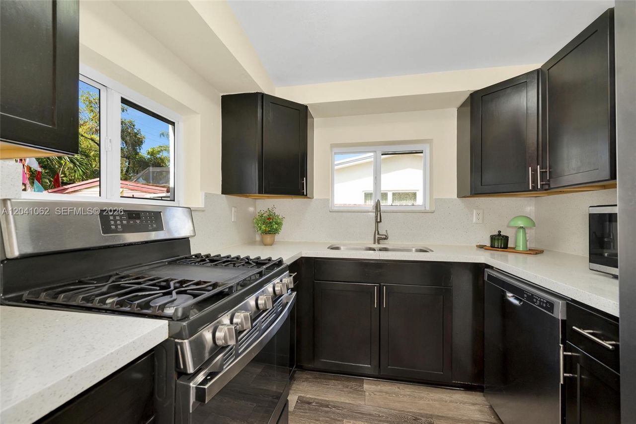 3524 SW 14th St , Fort Lauderdale, FL 33312 Photo