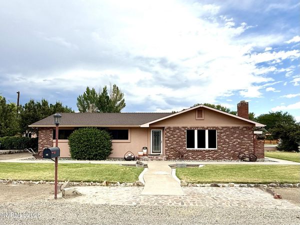 46 Maple Drive, Yerington, NV 89447
