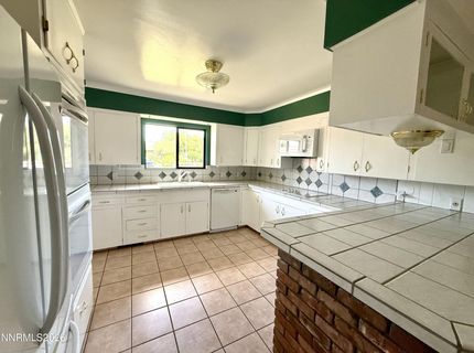 46 Maple Drive, Yerington, NV 89447 Photo