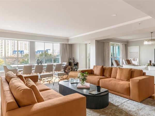 3401 Lee Parkway, Unit 404, Dallas, TX 75219