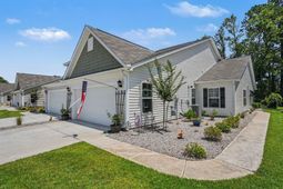1512 Jardine Loop photo 4