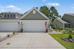 1512 Jardine Loop photo 4