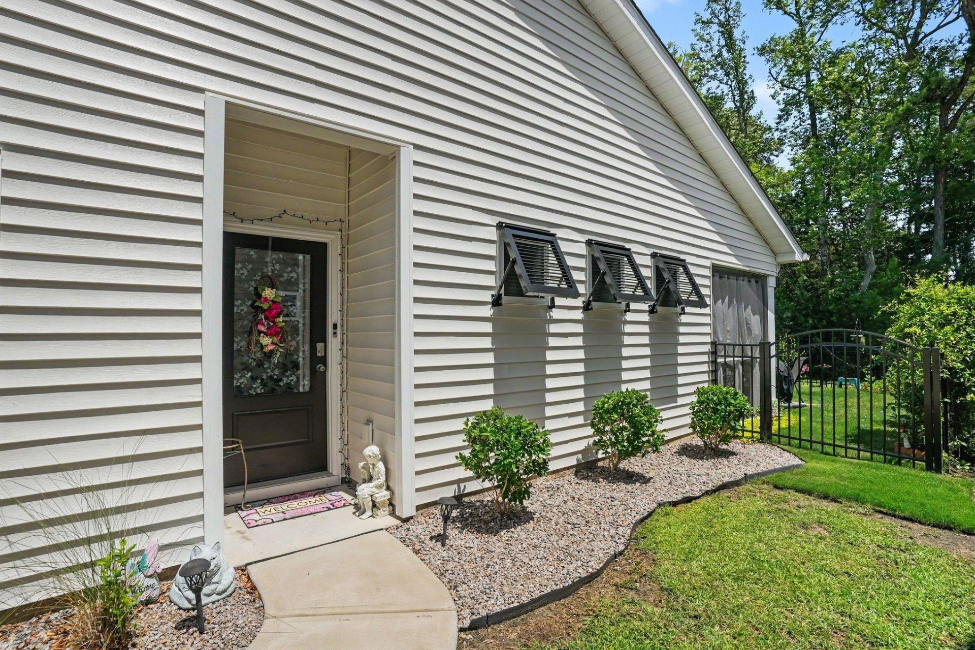 1512 Jardine Loop Photo 4