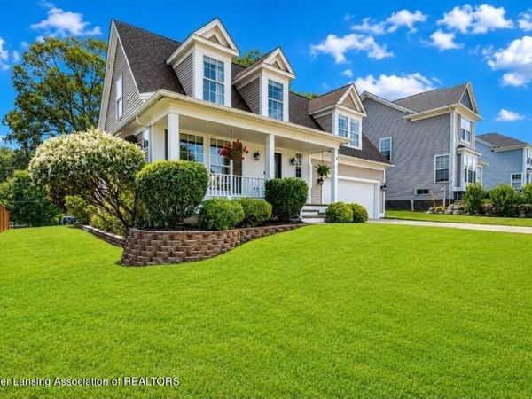 333 W Bailey Circle, Mason, MI 48854