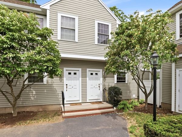 11 Brookside Rd, Unit 3, Braintree, MA 02184