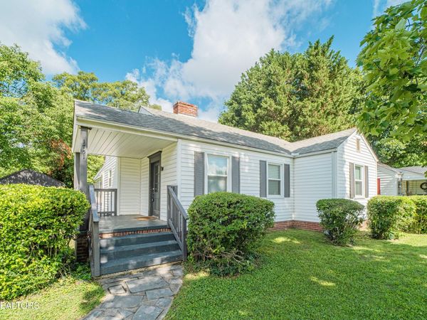 1751 N Wright Rd, Alcoa, TN 37701