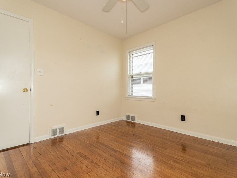 595 Dickerson Road, Willowick, OH 44095 Photo 19