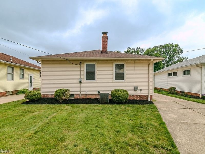 595 Dickerson Road, Willowick, OH 44095 Photo 33