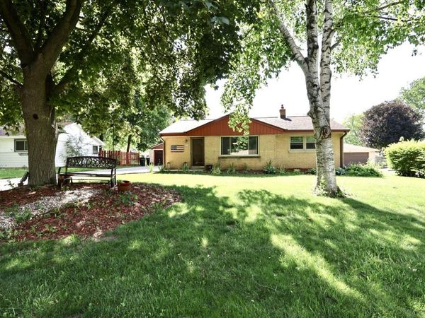 8675 N 51st St, Brown Deer, WI 53223
