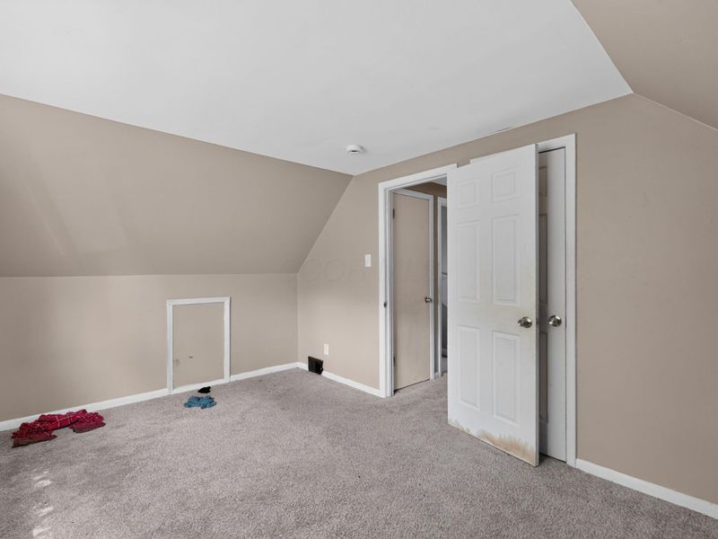 4706 Dundee Avenue, Columbus, OH 43227 Photo 15