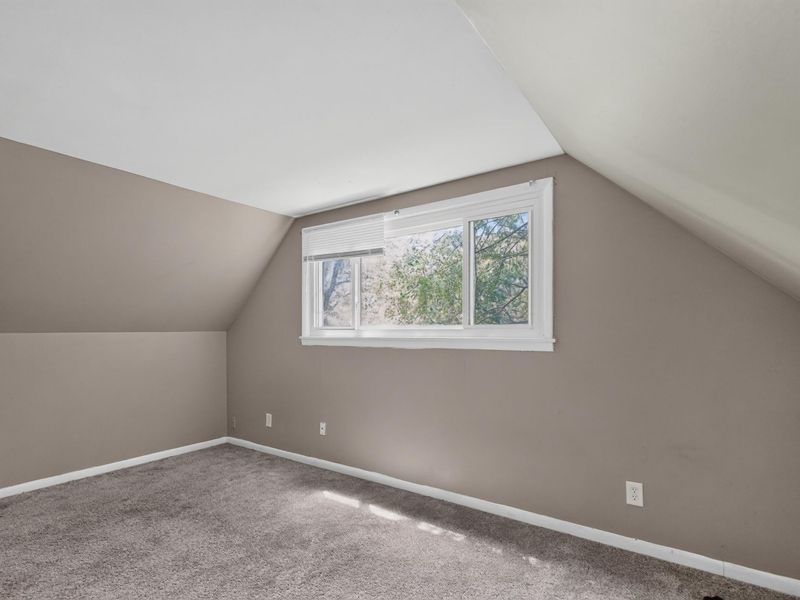 4706 Dundee Avenue, Columbus, OH 43227 Photo 16