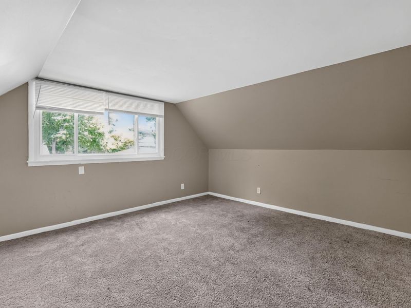 4706 Dundee Avenue, Columbus, OH 43227 Photo 18