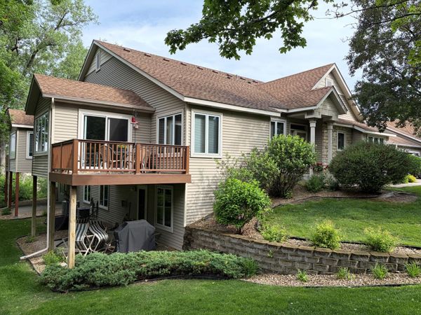 10735 57th Avenue N, Plymouth, MN 55442